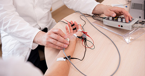 Neurophysiology Laboratory مختبر فسيولوجيا الأعصاب
